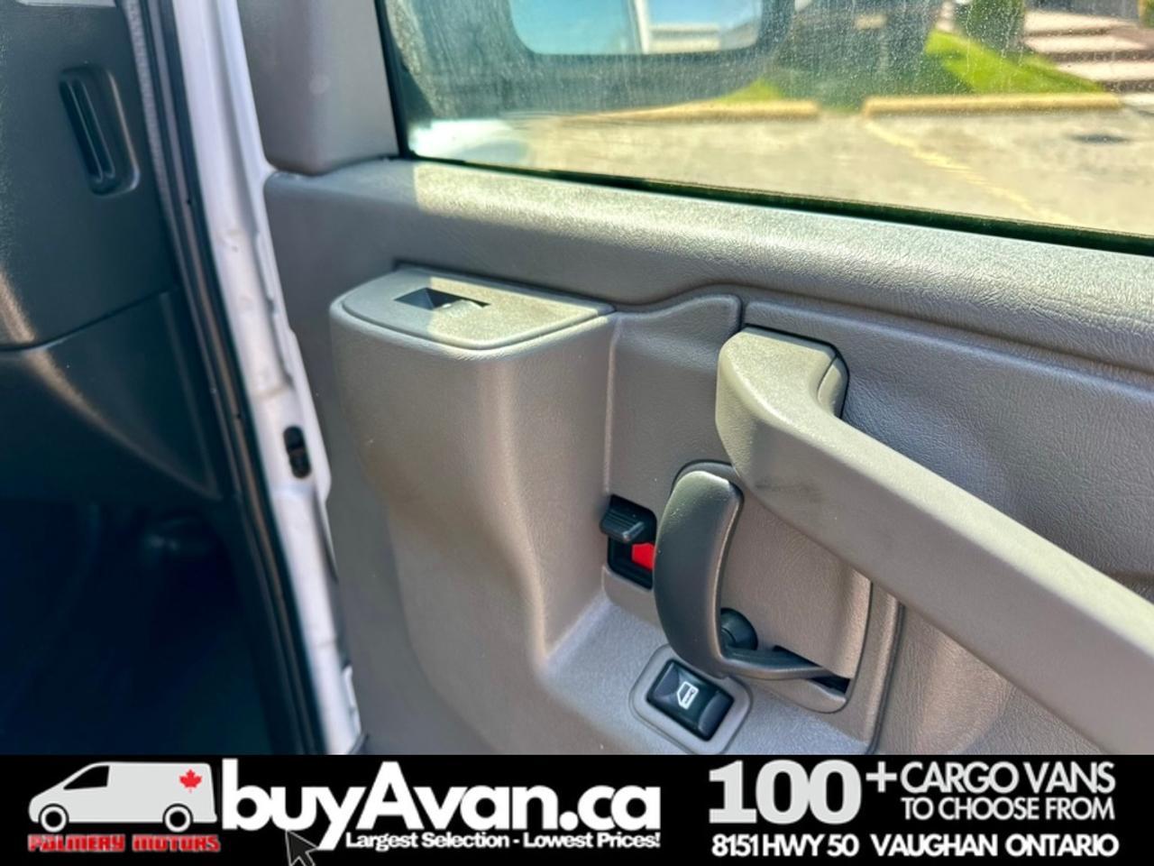 2021 Chevrolet Express 2500 Express 2500 V8 Divider + Shelves Photo