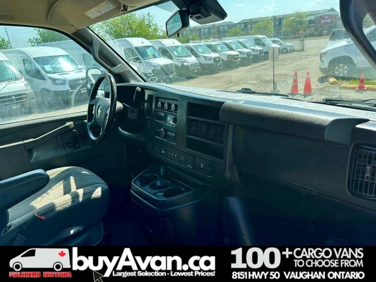 2021 Chevrolet Express 2500 Express 2500 V8 Divider + Shelves Photo