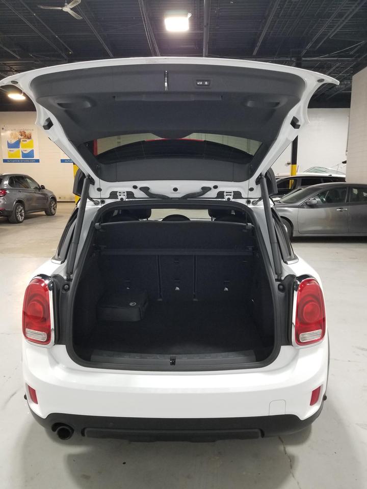 2019 MINI E Countryman Cooper S 4dr All-Wheel Drive ALL4 Sport Utility Photo