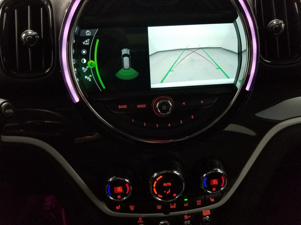 2019 MINI E Countryman Cooper S 4dr All-Wheel Drive ALL4 Sport Utility Photo