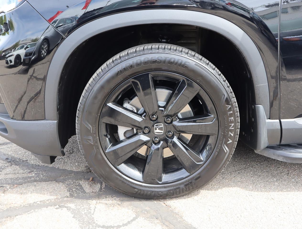 2025 Honda Pilot Black Edition 4dr All-Wheel Drive Photo