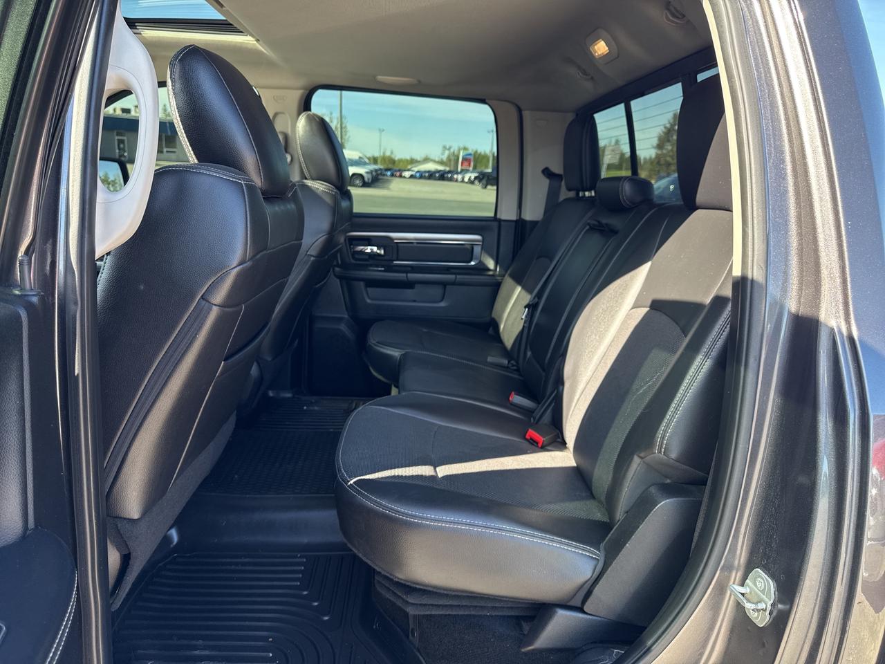 2016 RAM 1500 Sport - Heated/Vented seats  - tow pkg Photo