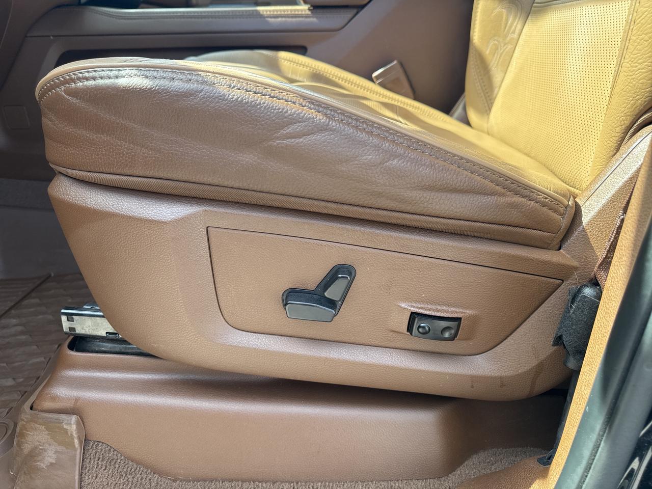 2023 RAM 2500 Limited Longhorn - tow pkg - heated/vented seats Photo
