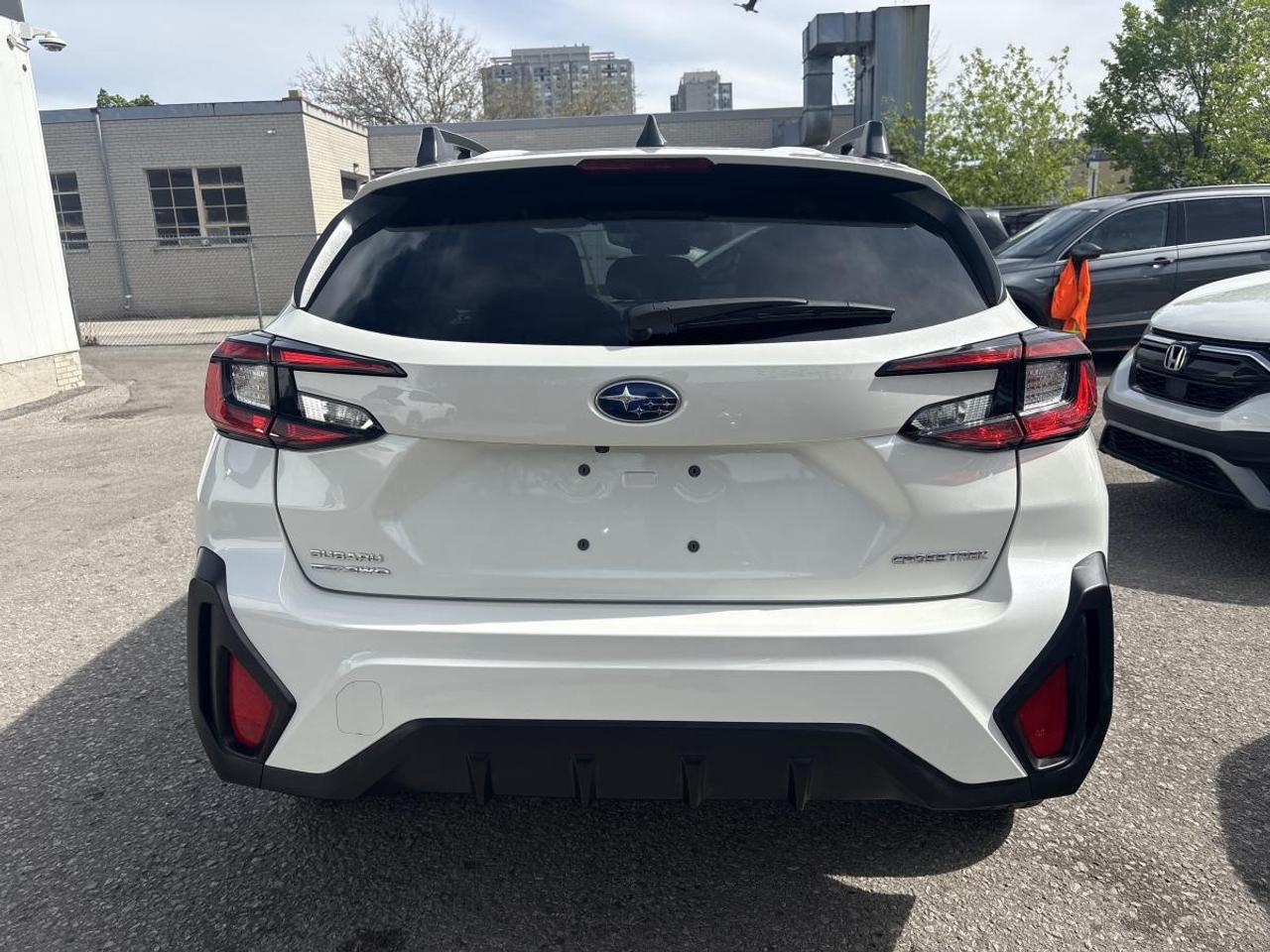 2025 Subaru Crosstrek Convenience Photo