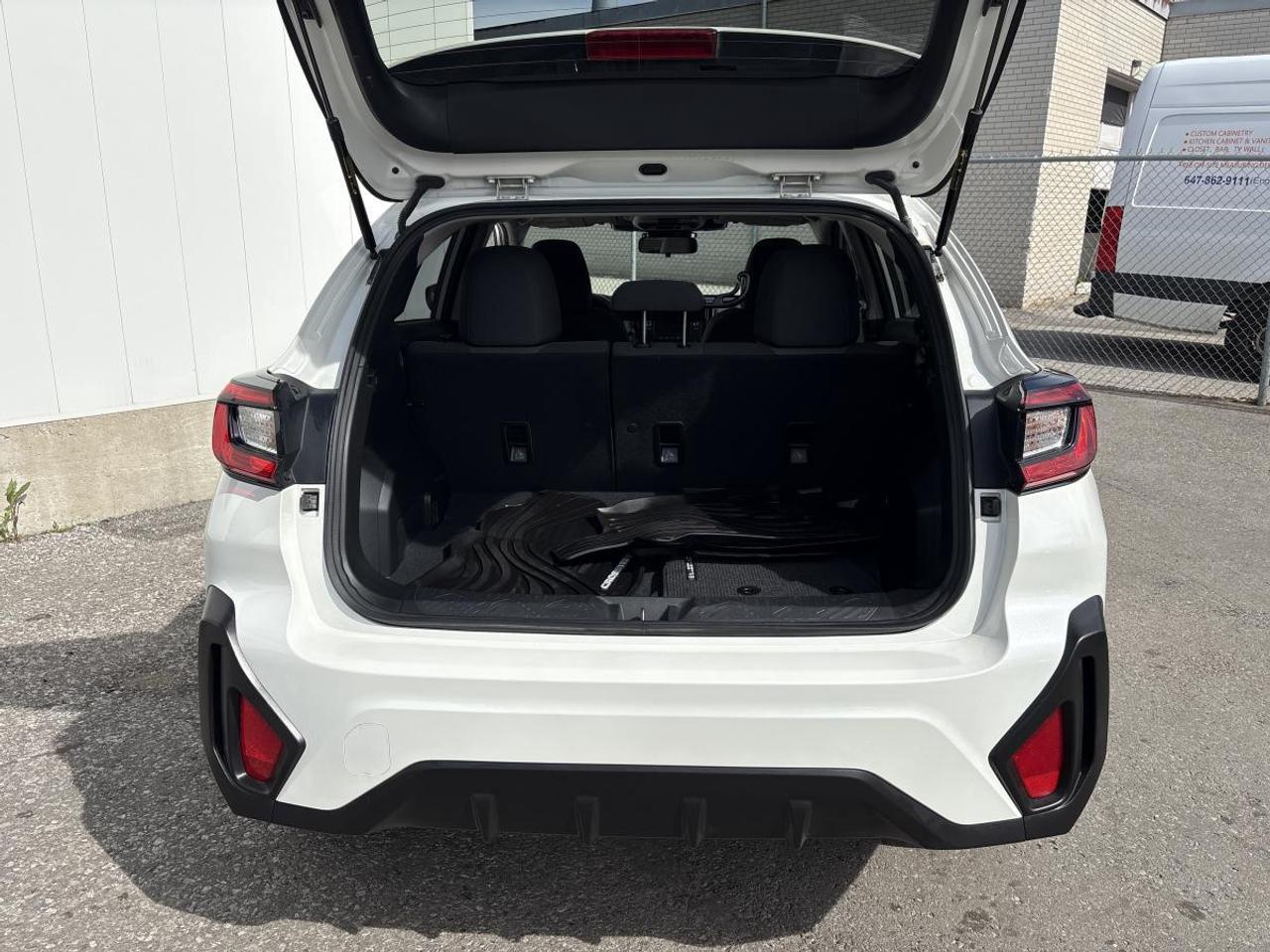 2025 Subaru Crosstrek Convenience Photo