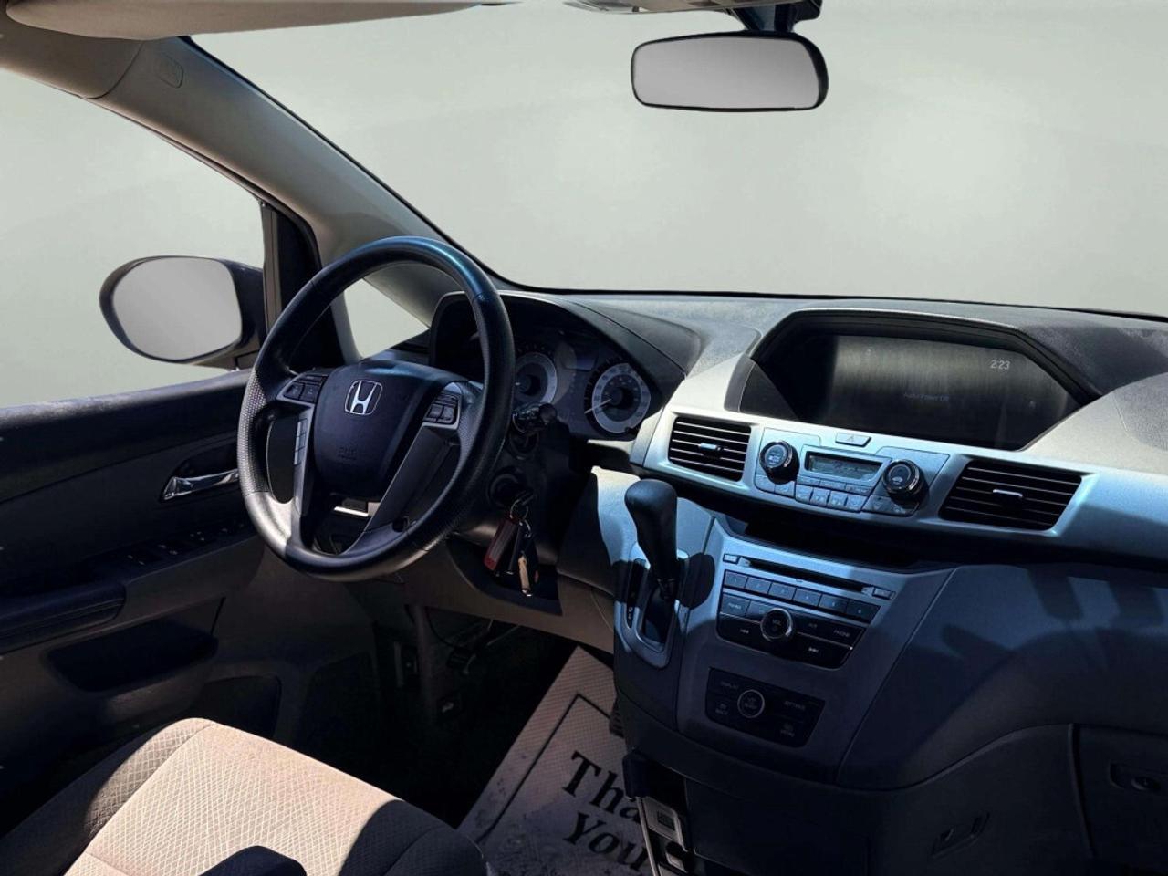 2016 Honda Odyssey LX Photo