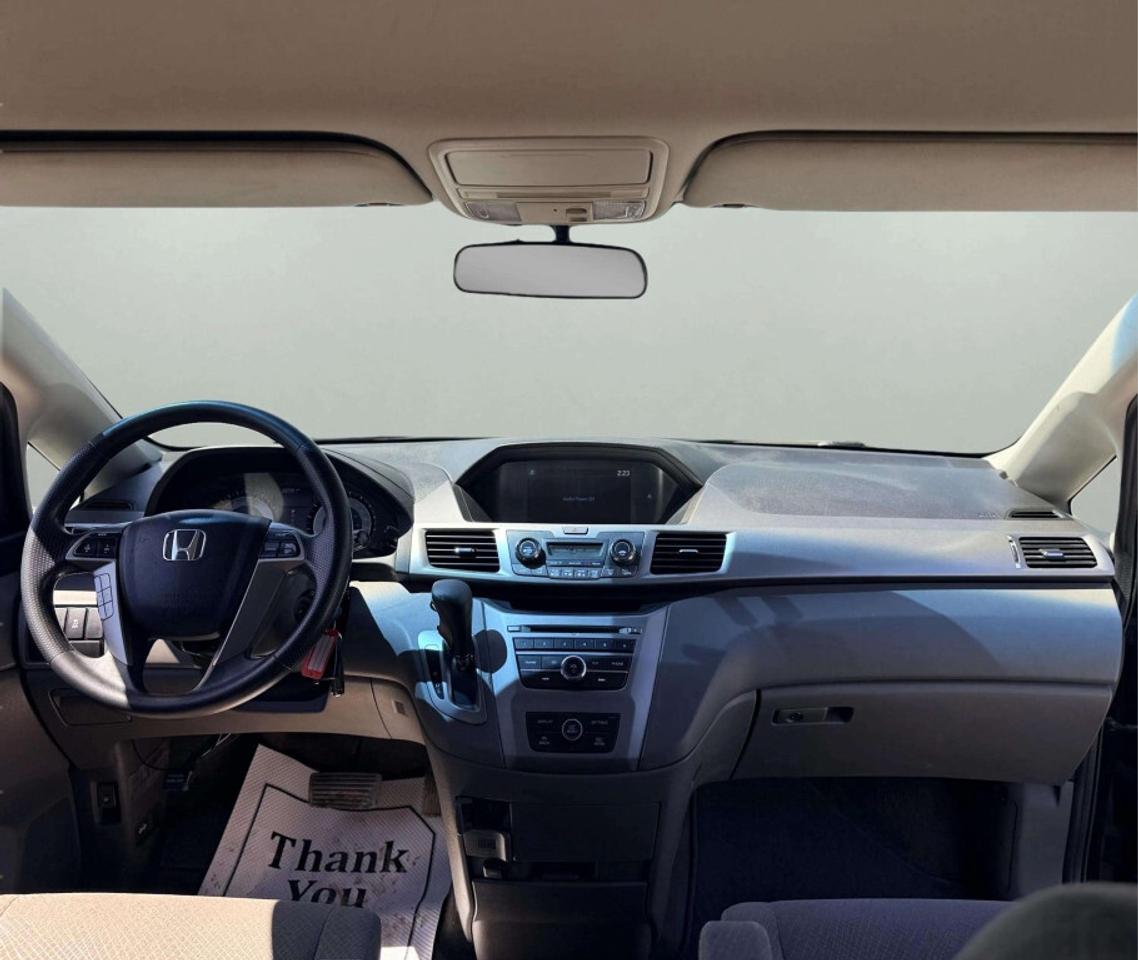 2016 Honda Odyssey LX Photo