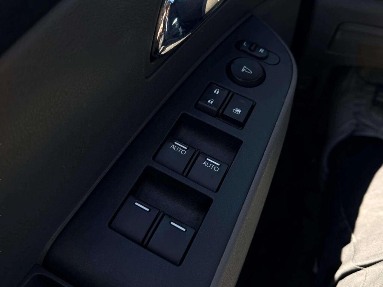 2016 Honda Odyssey LX Photo