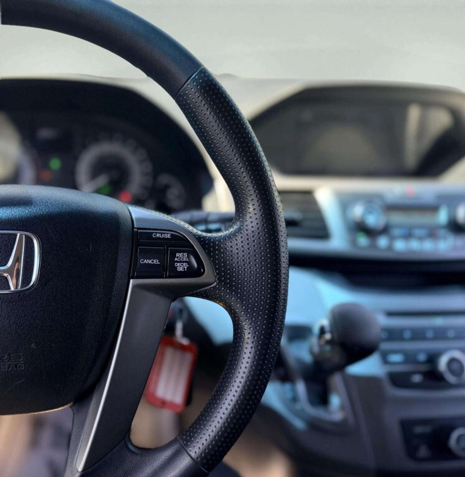 2016 Honda Odyssey LX Photo