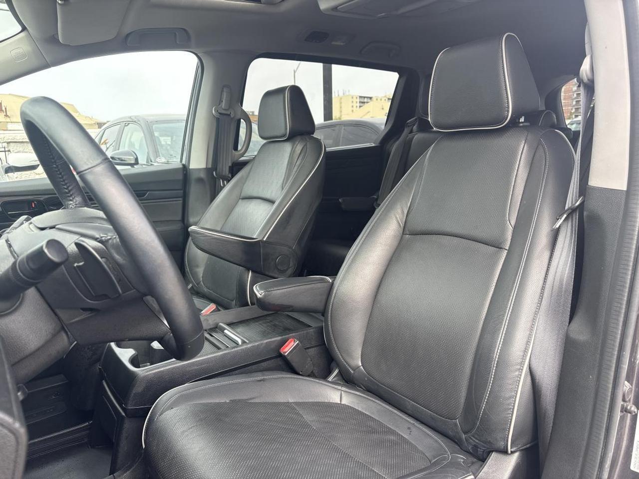 2023 Honda Odyssey Touring Honda Certified With 7YRS/160K Warranty Photo