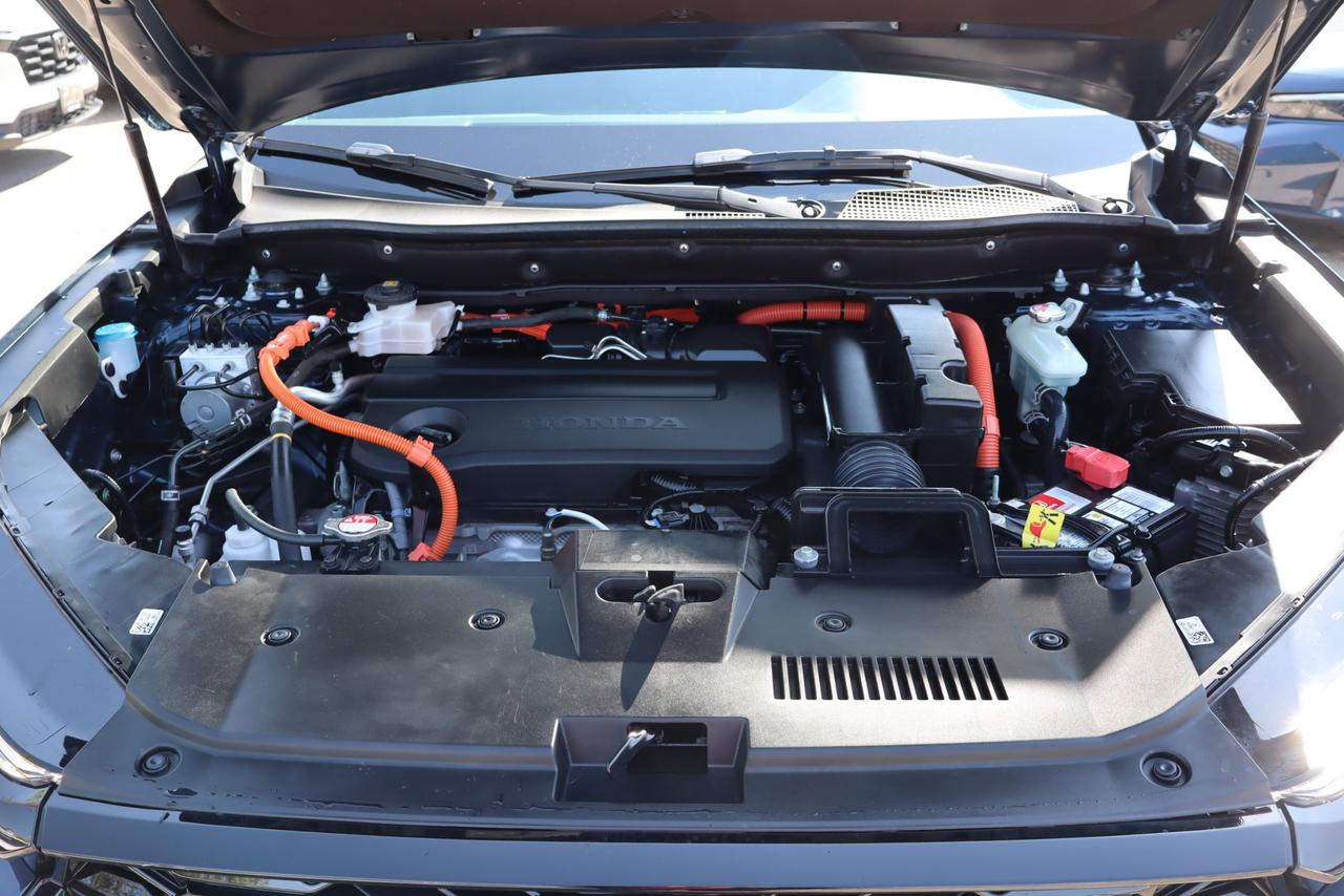2024 Honda CR-V Hybrid Touring 4dr All-Wheel Drive Photo