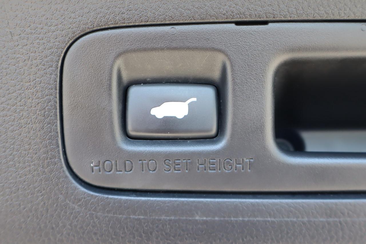 2024 Honda CR-V Hybrid Touring 4dr All-Wheel Drive Photo