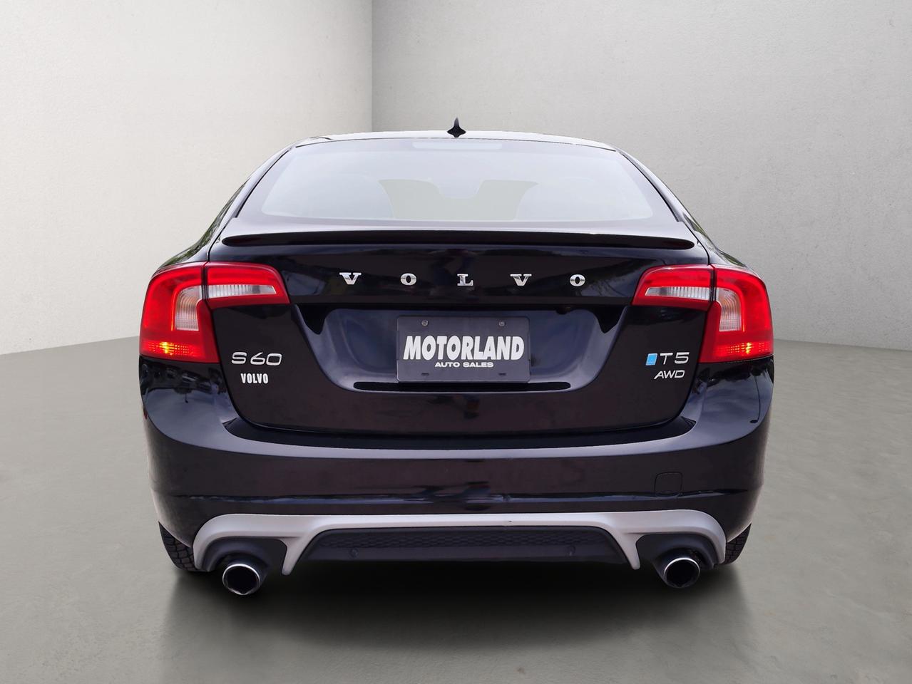 2018 Volvo S60 Dynamic AWD Leather Sunroof Navi Photo