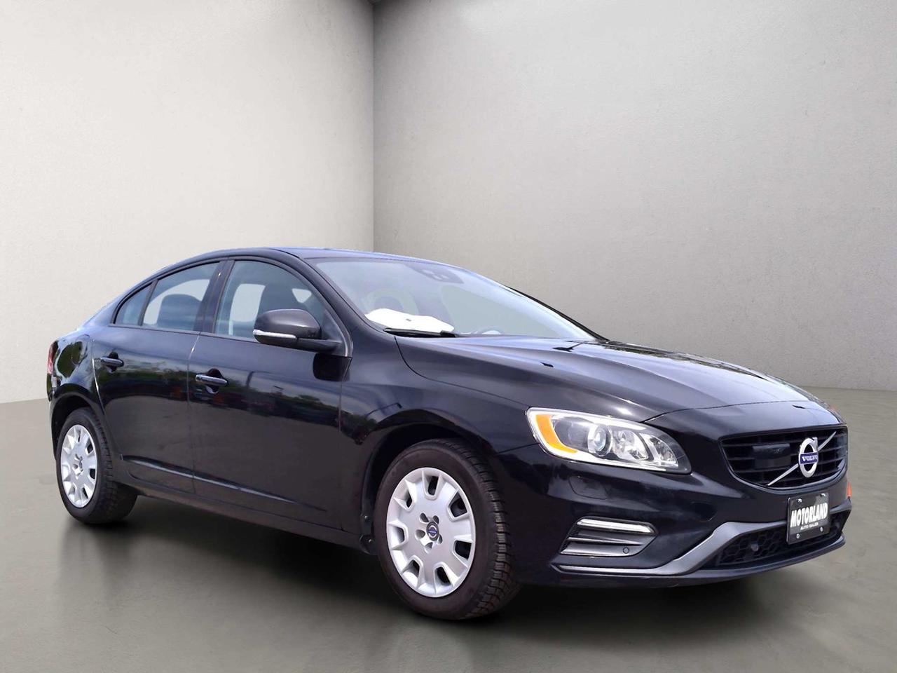 2018 Volvo S60 Dynamic AWD Leather Sunroof Navi Photo2