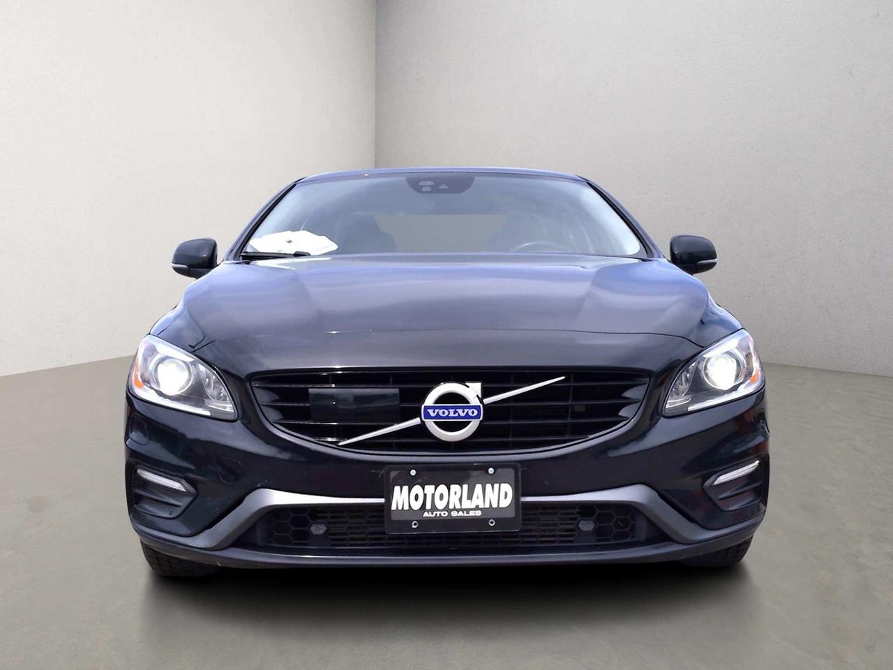 2018 Volvo S60 Dynamic AWD Leather Sunroof Navi Photo