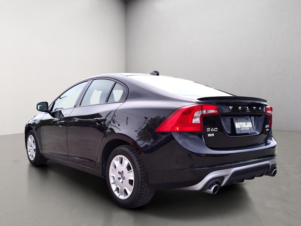 2018 Volvo S60 Dynamic AWD Leather Sunroof Navi Photo