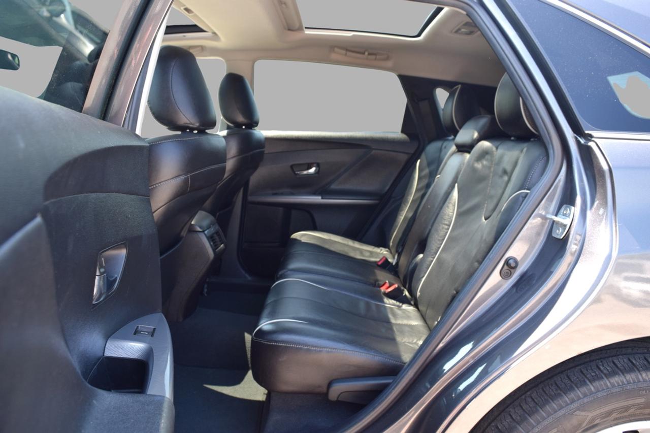 2015 Toyota Venza XLE Leather Navi Dual Sunroof Photo