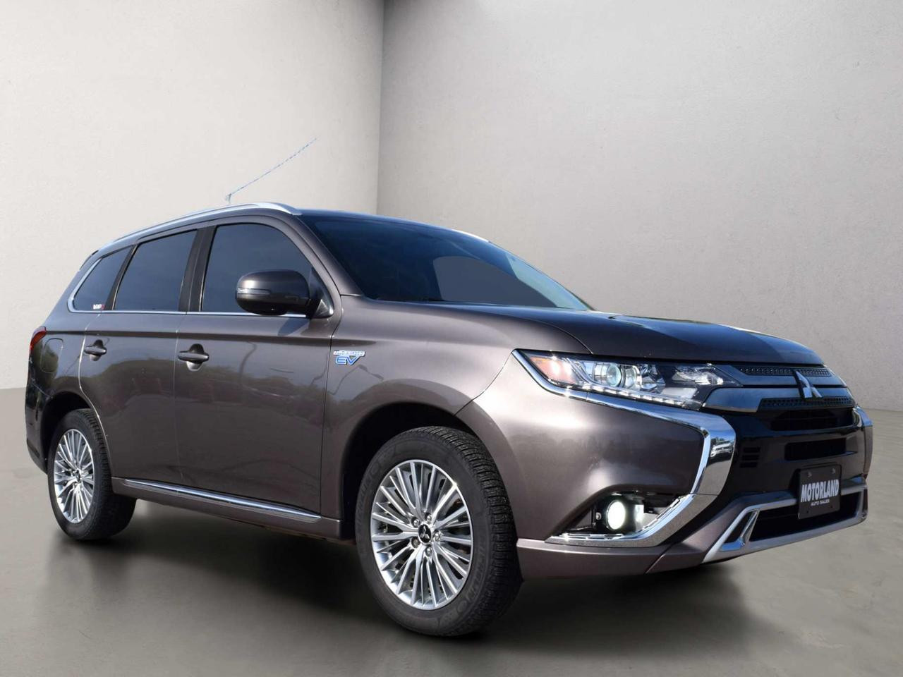 2020 Mitsubishi Outlander PHEV S-AWC Plug-In Hybrid Photo