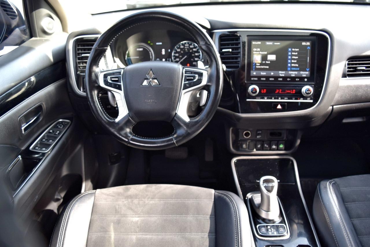 2020 Mitsubishi Outlander PHEV S-AWC Plug-In Hybrid Photo