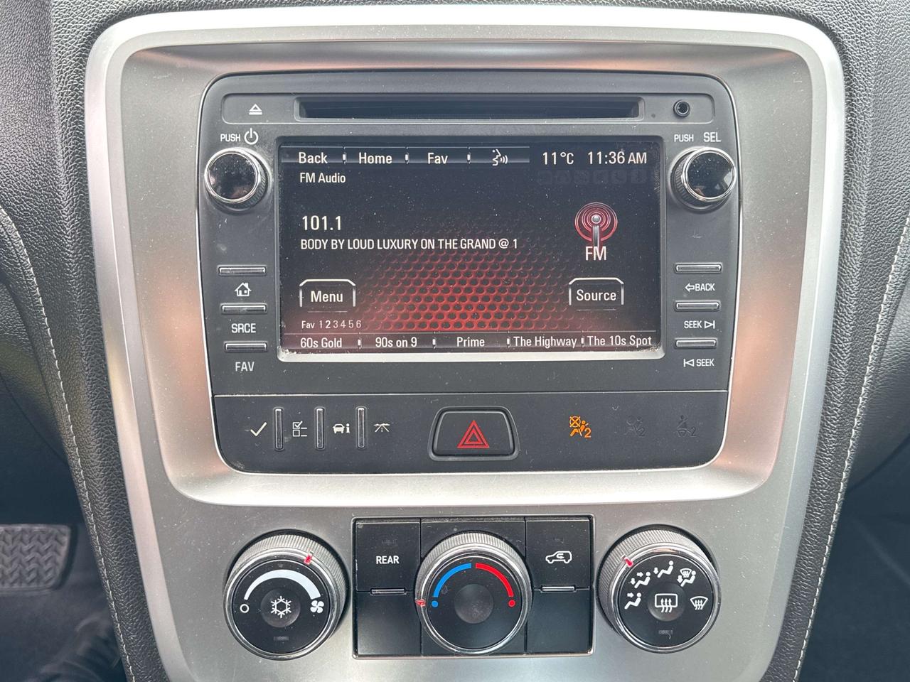 2016 GMC Acadia SLE, Pano Sunroof, Bluetooth, Back Up Cam Photo