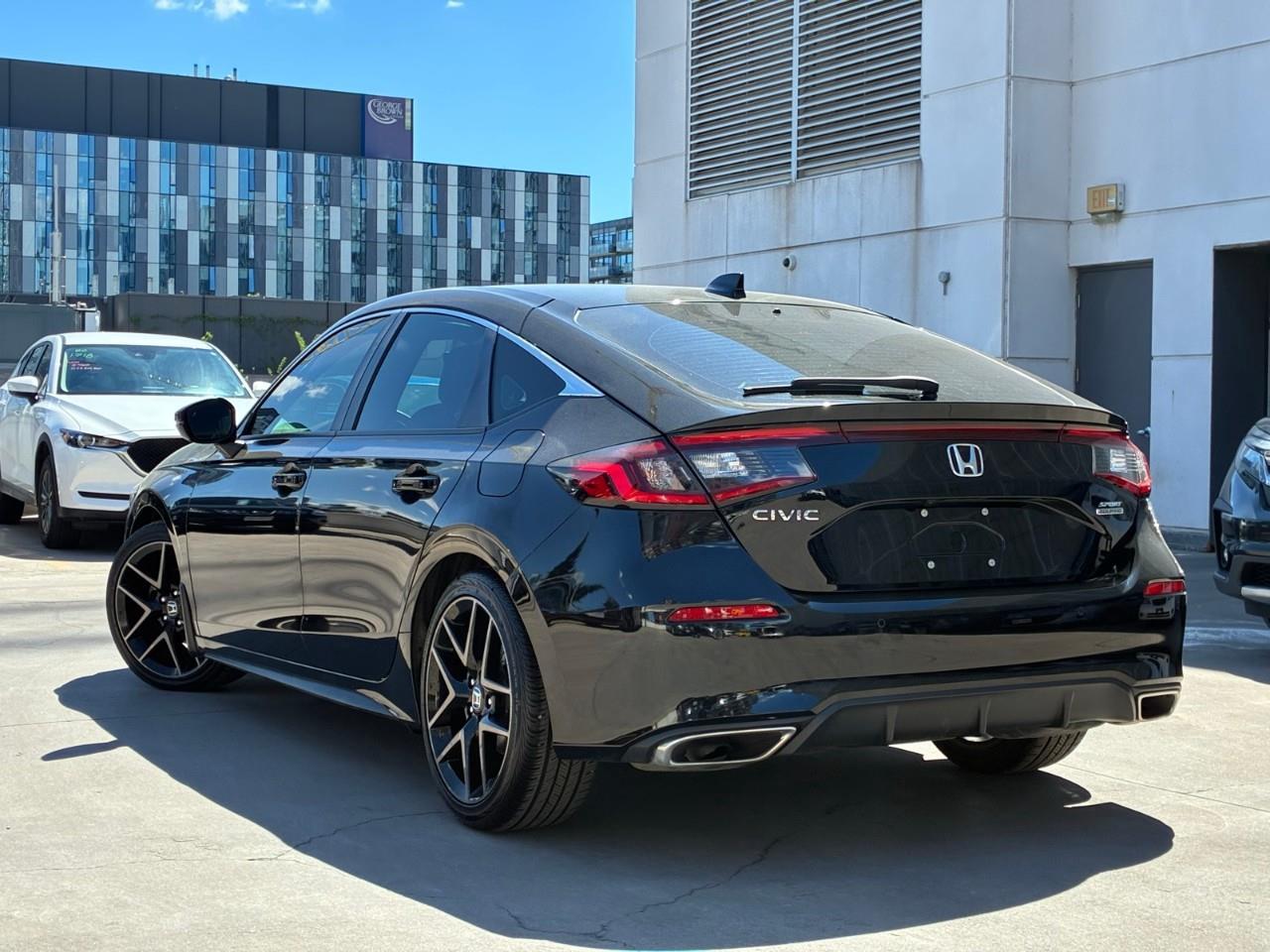 2023 Honda Civic Sport Touring 4dr Hatchback Photo