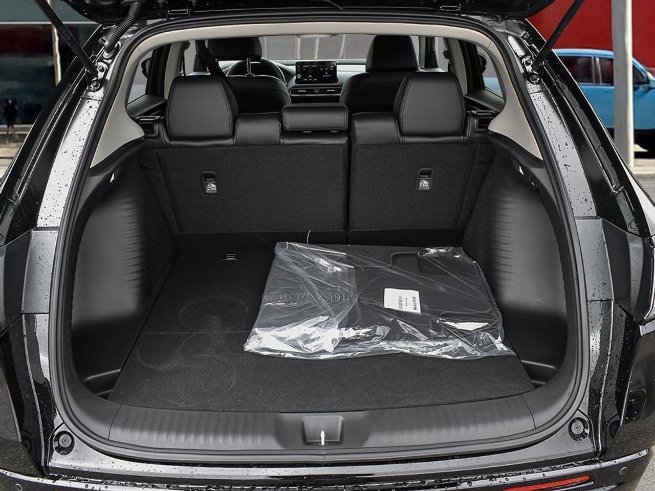 2027 Honda HR-V EX-L 4dr All-Wheel Drive Photo