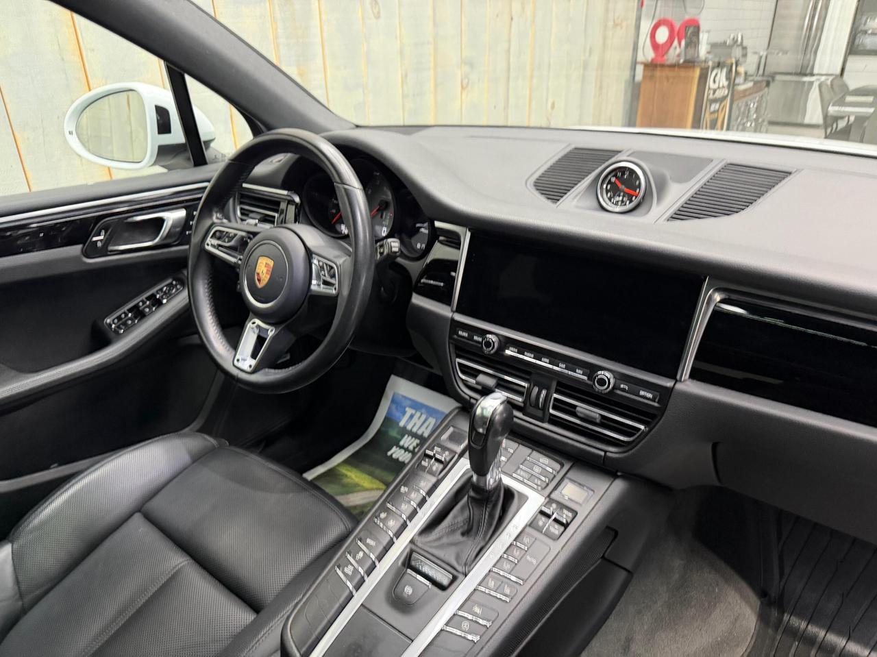 2020 Porsche Macan S AWD  PREMIUM PLUS ACCIDENT FREE Photo