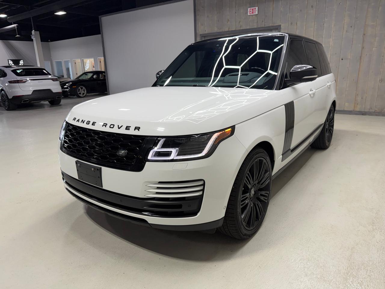 2019 Land Rover Range Rover Td6 Diesel HSE SWB Photo3