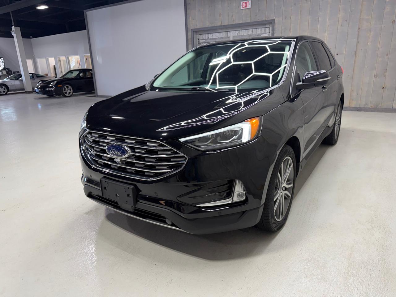 2022 Ford Edge Titanium AWD Ecoboost Photo