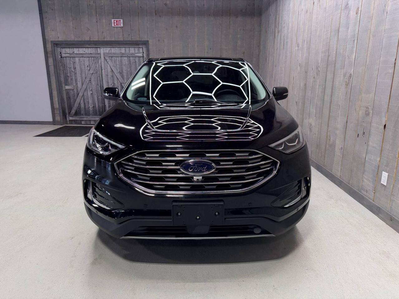 2022 Ford Edge Titanium AWD Ecoboost Photo