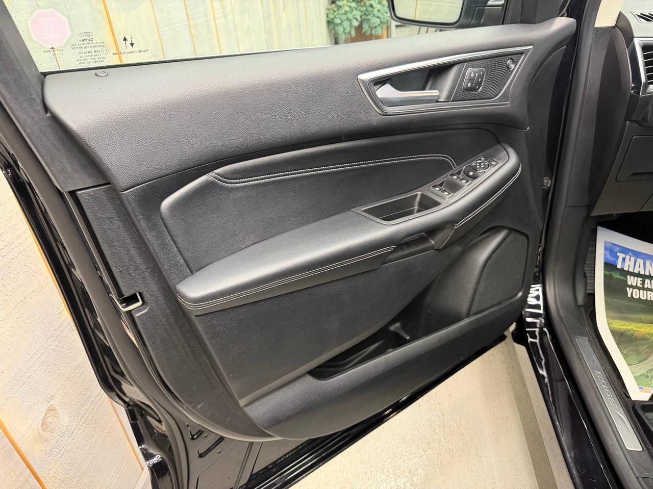 2022 Ford Edge Titanium AWD Ecoboost Photo