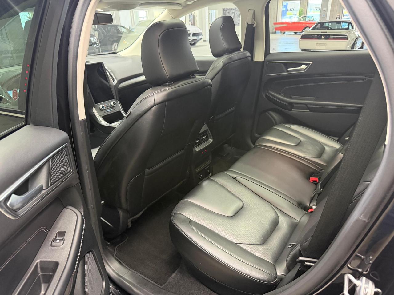 2022 Ford Edge Titanium AWD Ecoboost Photo