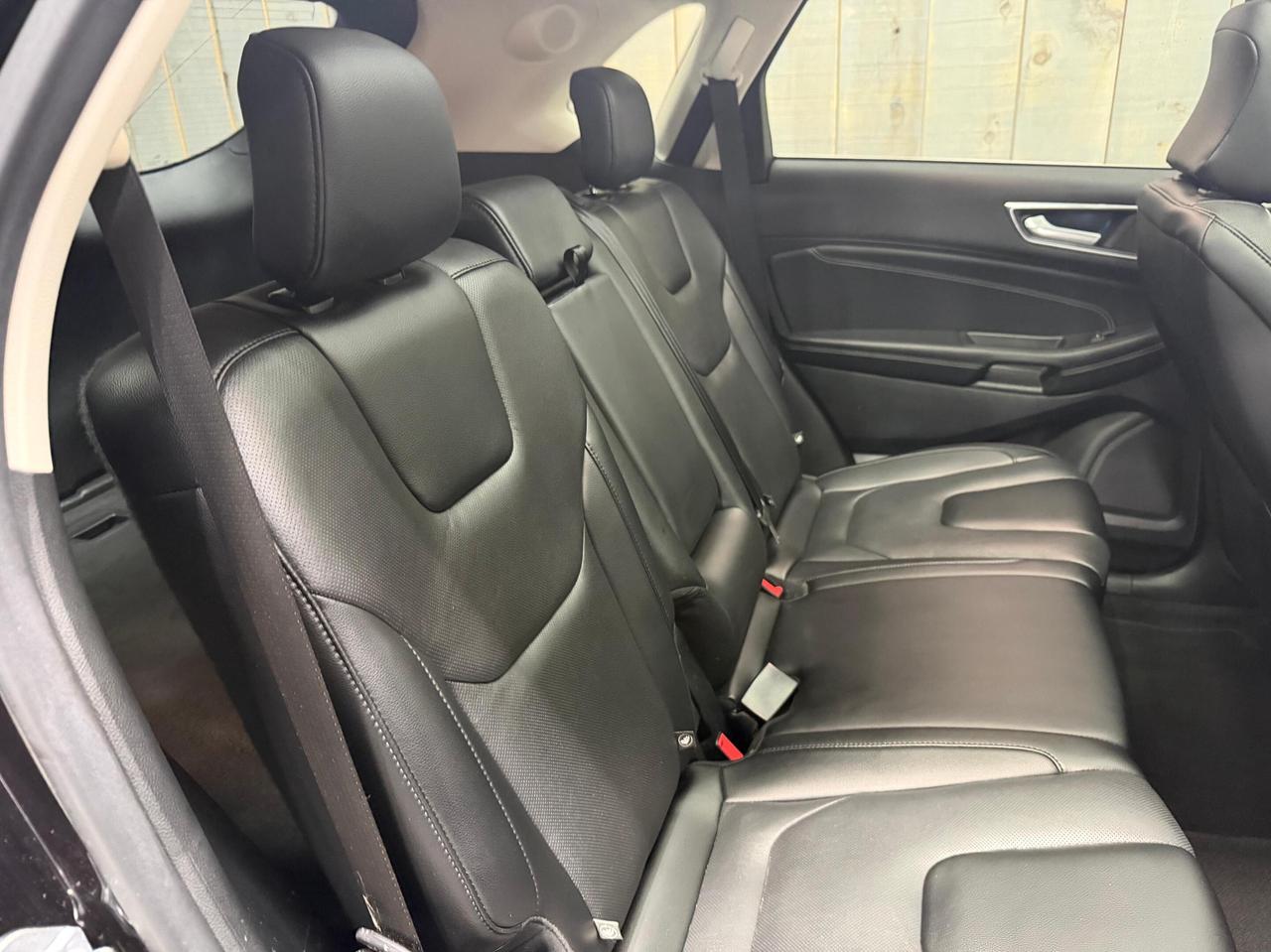 2022 Ford Edge Titanium AWD Ecoboost Photo