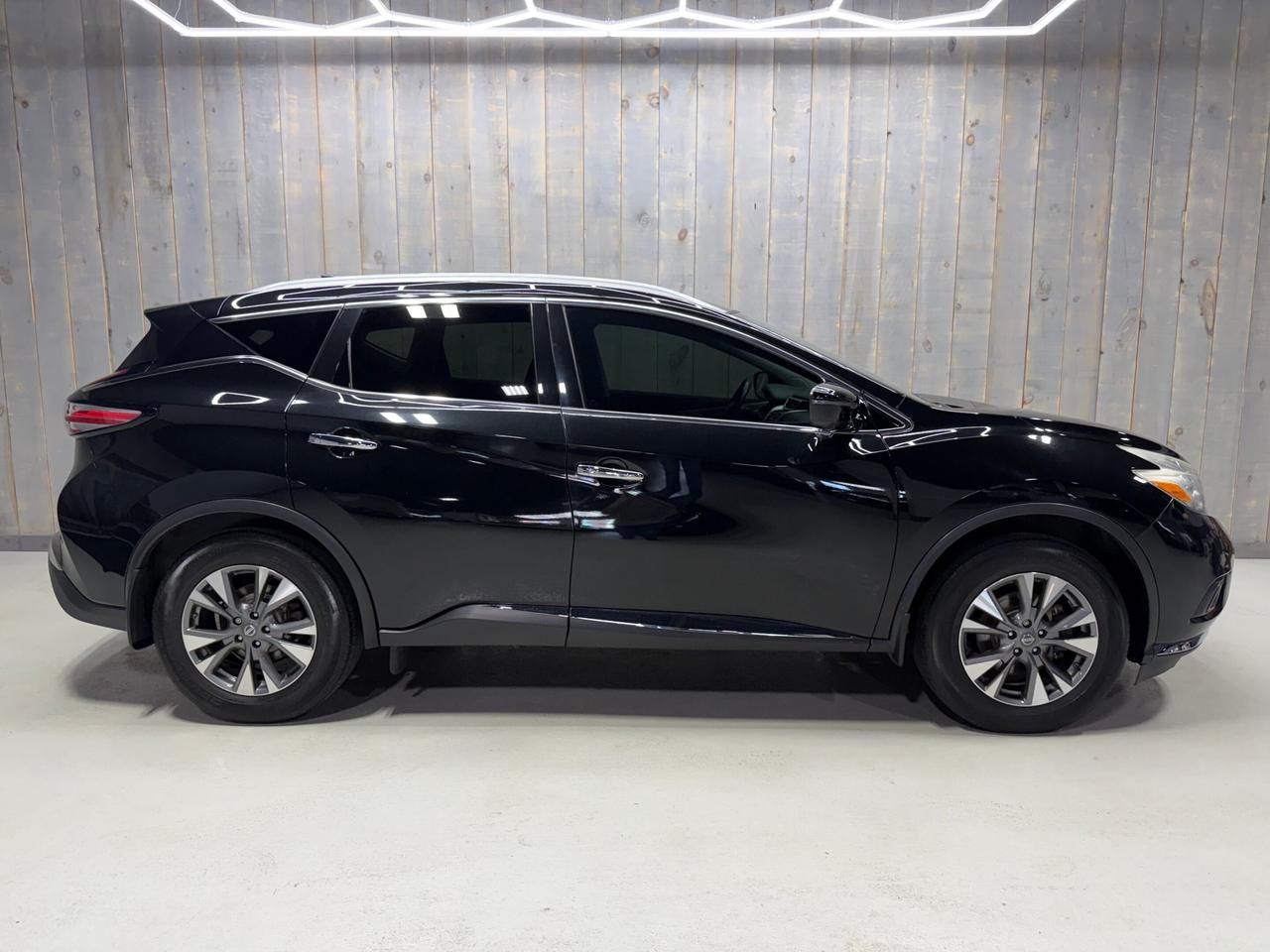 2017 Nissan Murano SL AWD  LOW KM ONE OWNER Photo