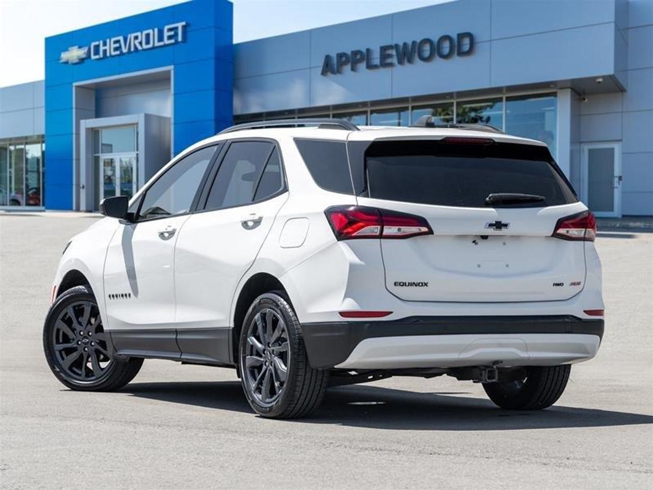 2024 Chevrolet Equinox RS 4dr All-Wheel Drive Photo4