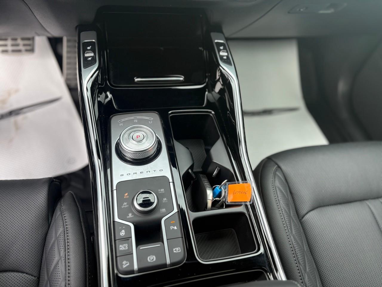 2026 Kia Sorento Hybrid SX 4dr All-Wheel Drive Photo