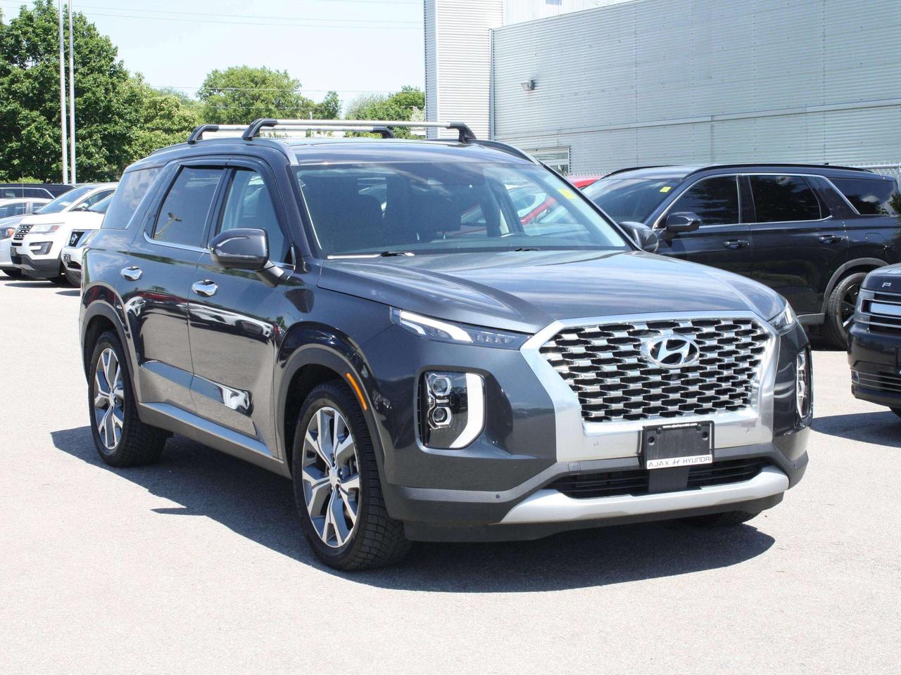 2020 Hyundai PALISADE Luxury 7-Passenger AWD Photo