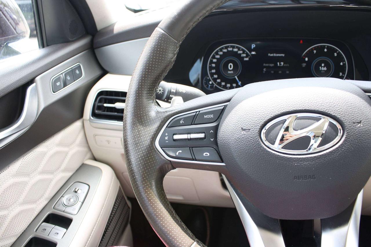 2022 Hyundai PALISADE Ultimate Calligraphy w-Beige 7-Passenger AWD Photo