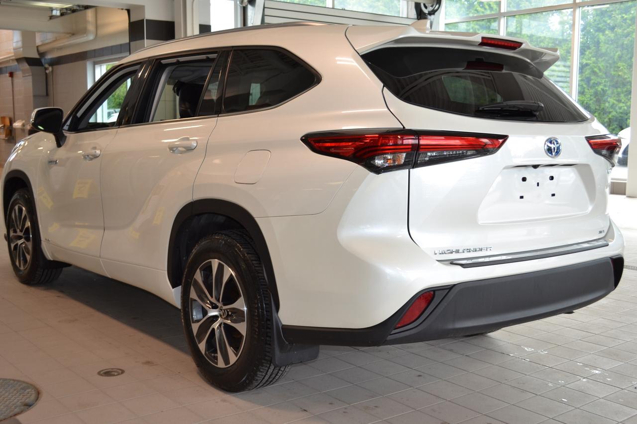 2021 Toyota Highlander Hybrid XLE Photo