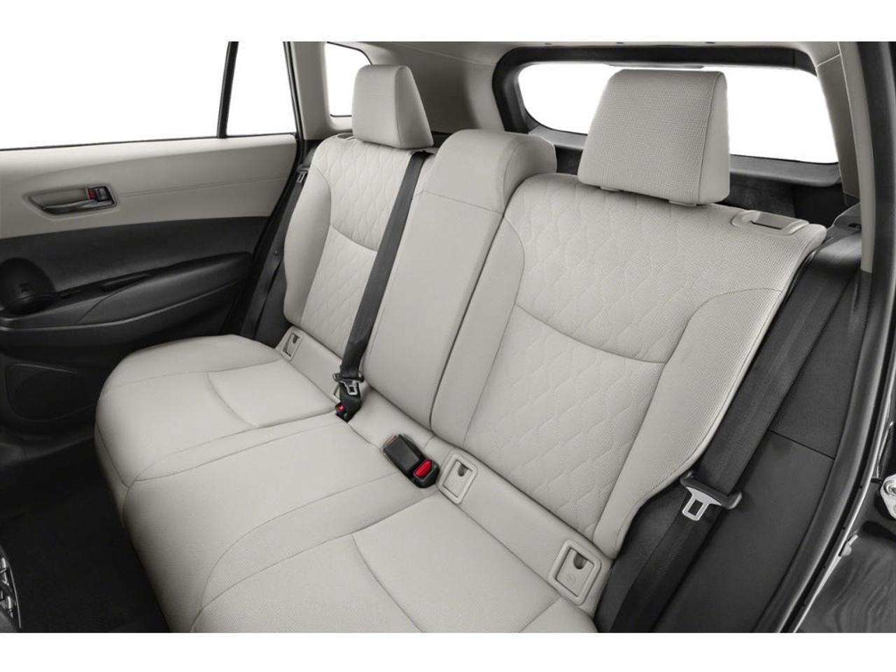 2025 Toyota Corolla Cross L AWD Photo