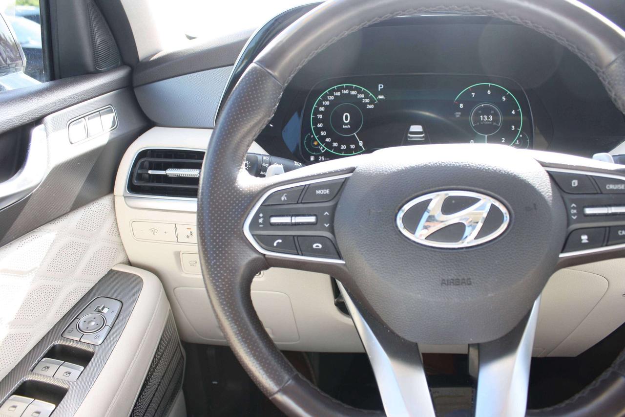 2022 Hyundai PALISADE Ultimate Calligraphy w-Beige 7-Passenger AWD Photo