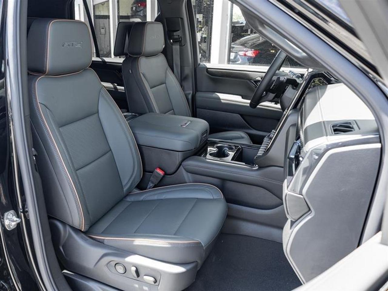 2026 GMC Yukon AT4 4dr 4x4 Photo