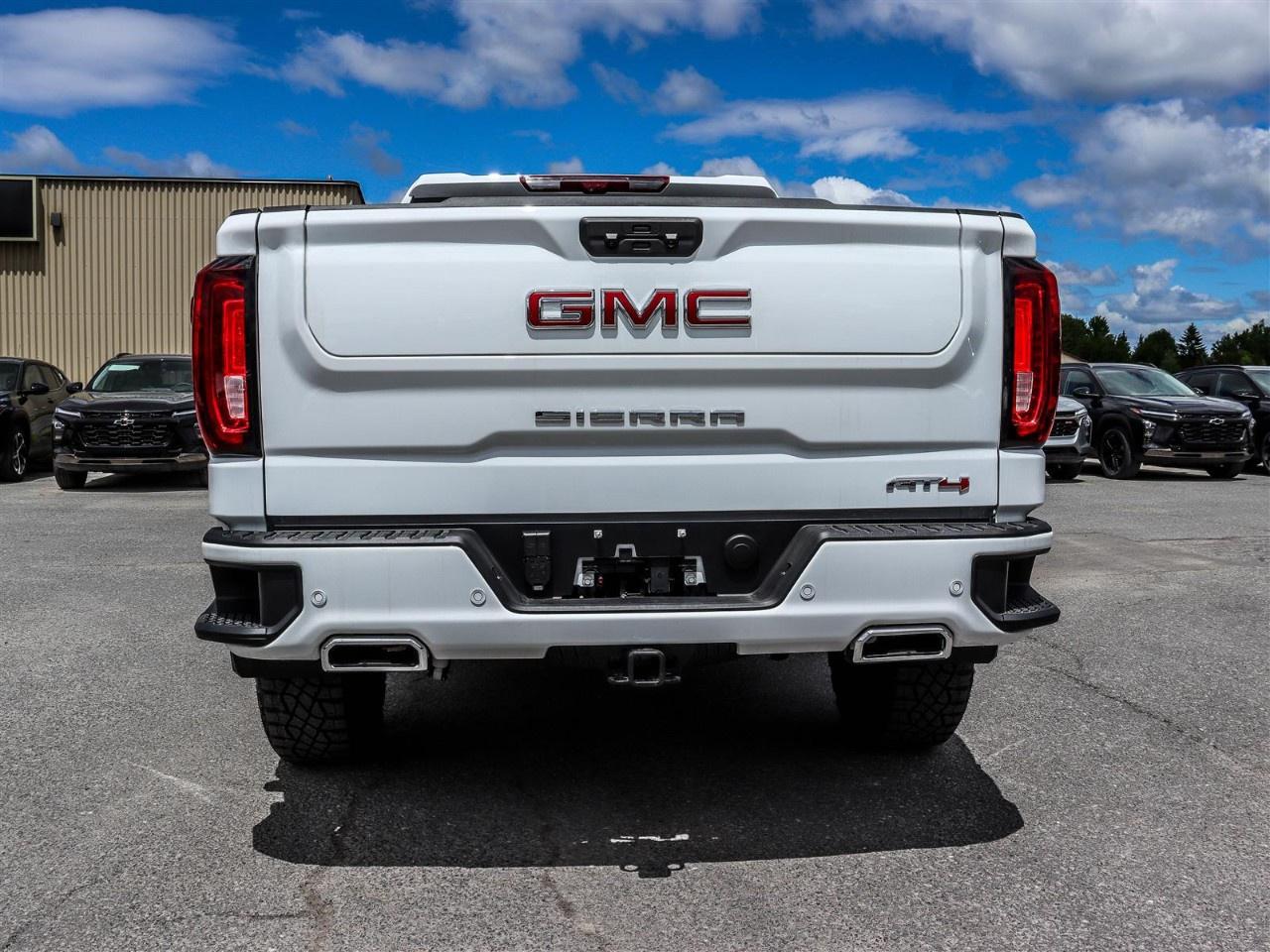2026 GMC Sierra 1500 Crew Cab Standard Box 4-Wheel Drive AT4 Photo