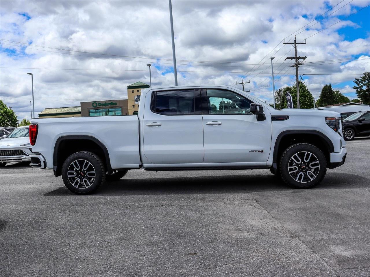 2026 GMC Sierra 1500 Crew Cab Standard Box 4-Wheel Drive AT4 Photo