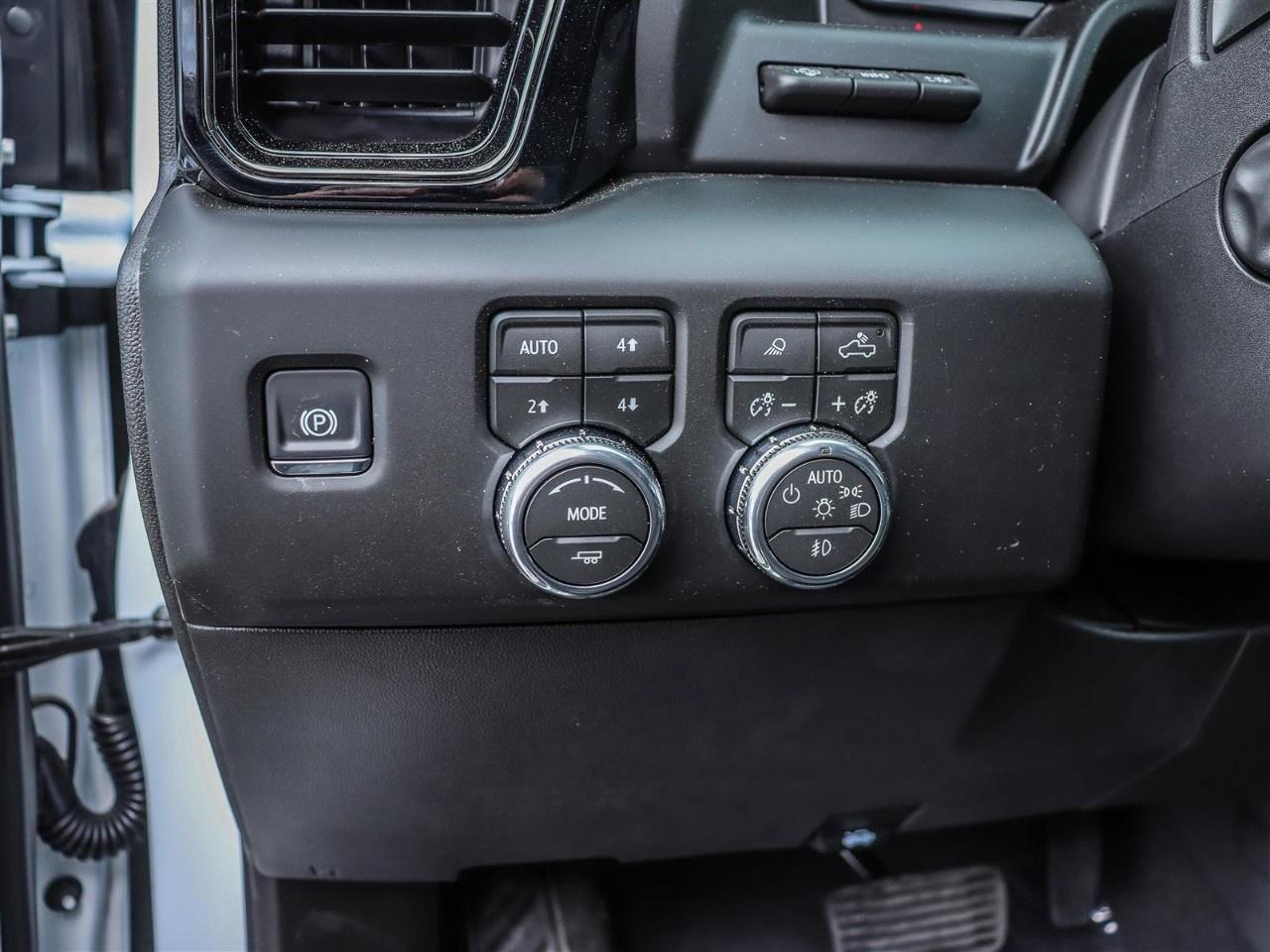 2026 GMC Sierra 1500 Crew Cab Standard Box 4-Wheel Drive AT4 Photo