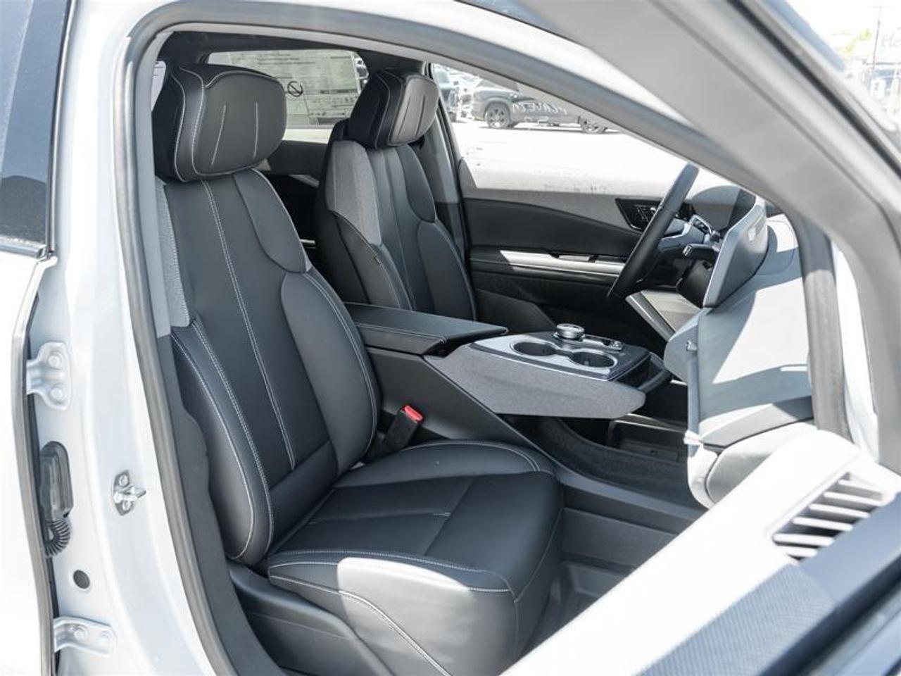 2026 Cadillac OPTIQ Sport 4dr Photo