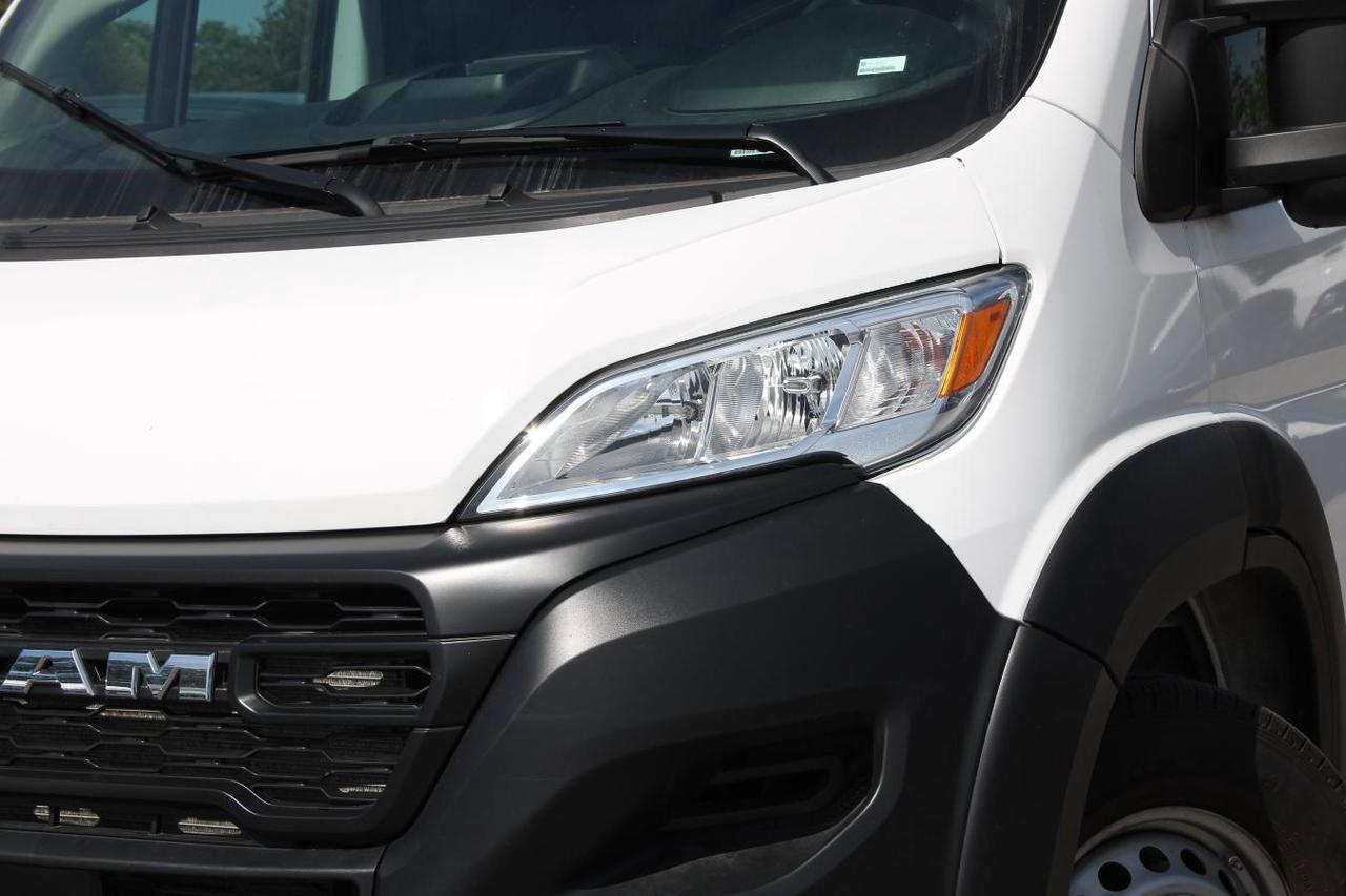 2025 RAM ProMaster 2500 High  SiriusXM BkpCam CruiseCtrl Bluetooth Photo