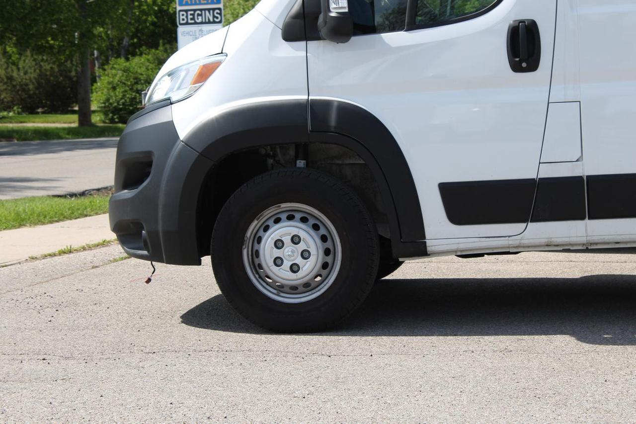 2025 RAM ProMaster 2500 High  SiriusXM BkpCam CruiseCtrl Bluetooth Photo