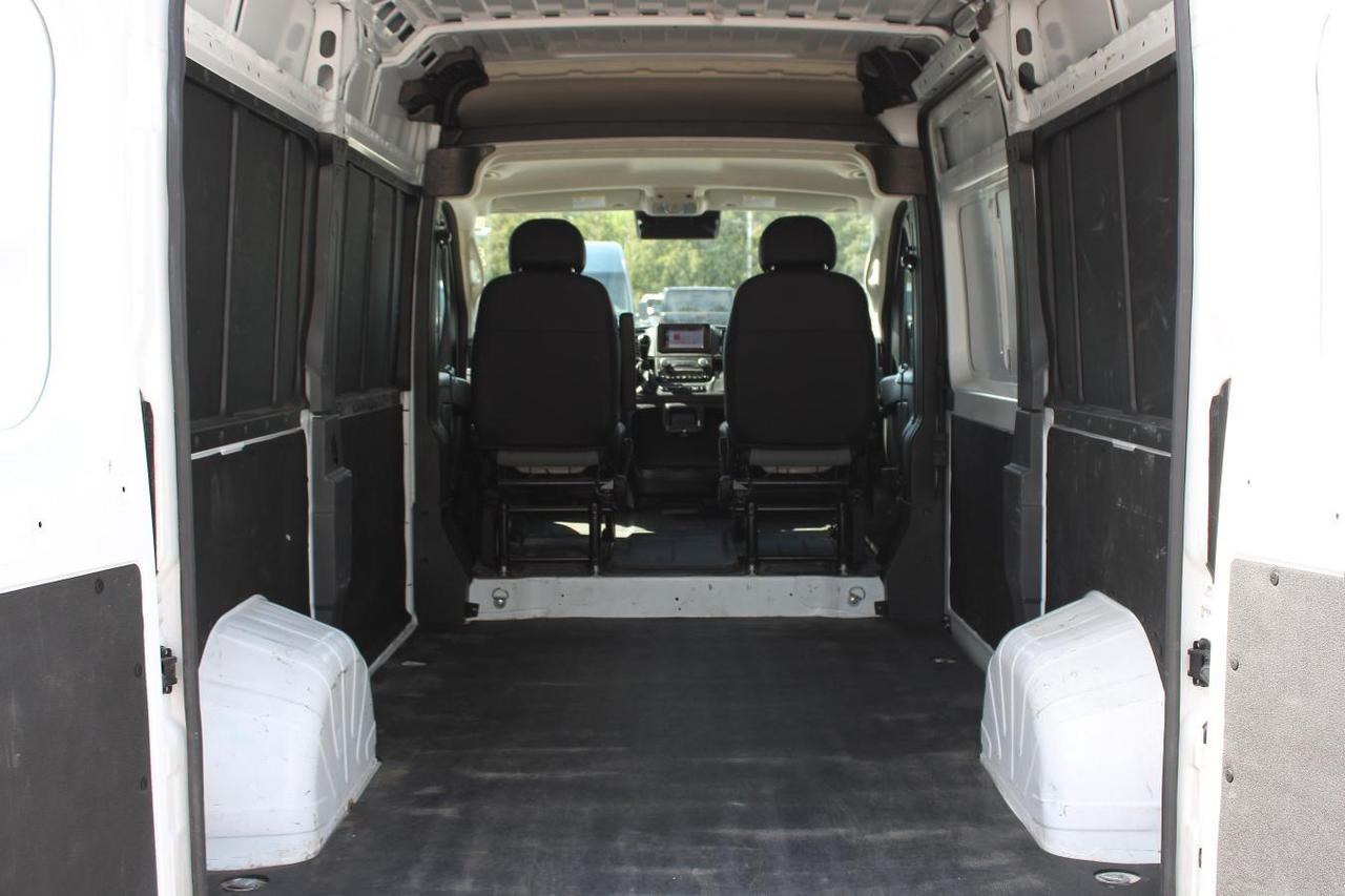 2025 RAM ProMaster 2500 High  SiriusXM BkpCam CruiseCtrl Bluetooth Photo