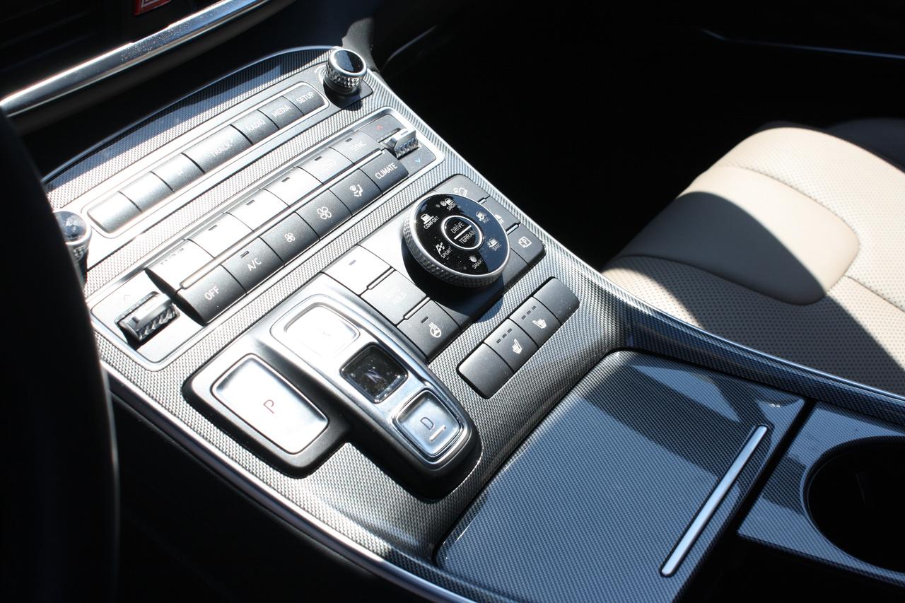 2023 Hyundai Santa Fe Preferred AWD w-Trend Package Photo